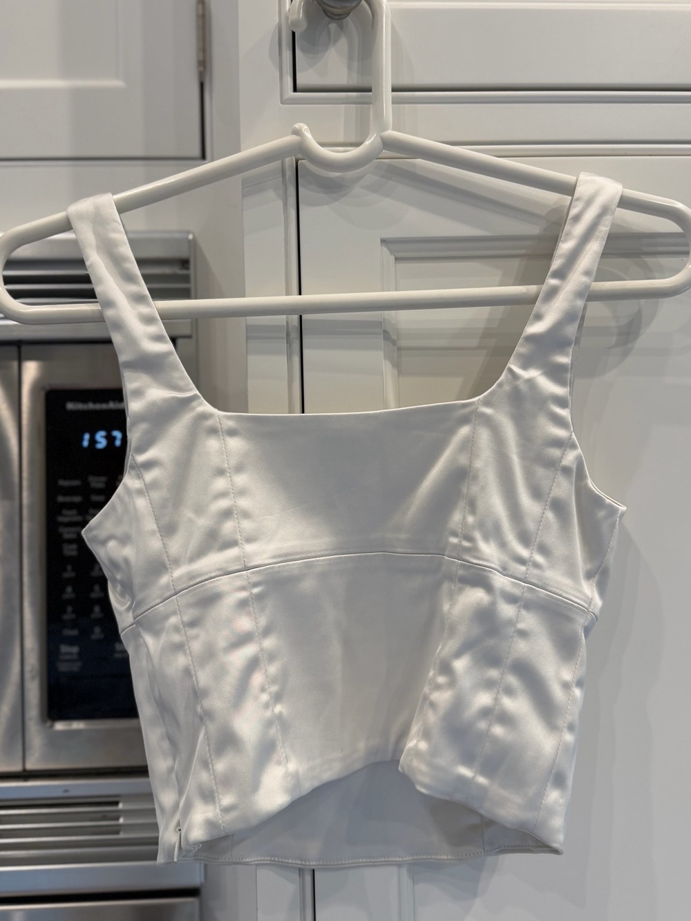NWOT Aritzia Wilfred White Square-Neck Cropped Tank
